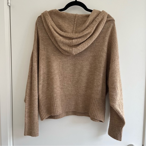 H&M Hooded Sweater - Picture 3 of 4